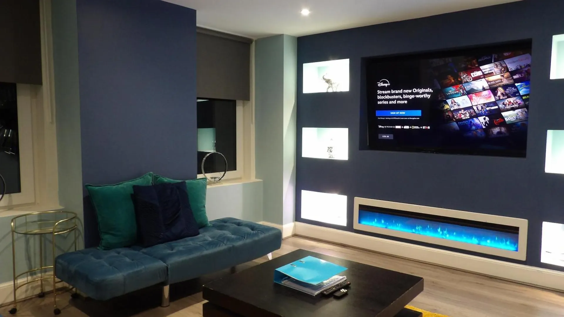 Montgomery Lovely 3 Bedroom Apartment With Private Garden In Edinburgh City Centre