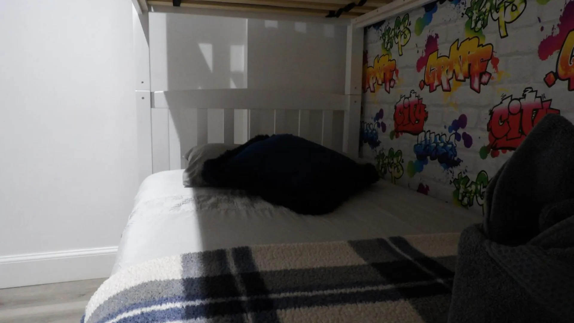 Montgomery Lovely 3 Bedroom Apartment With Private Garden In Edinburgh City Centre 0*,