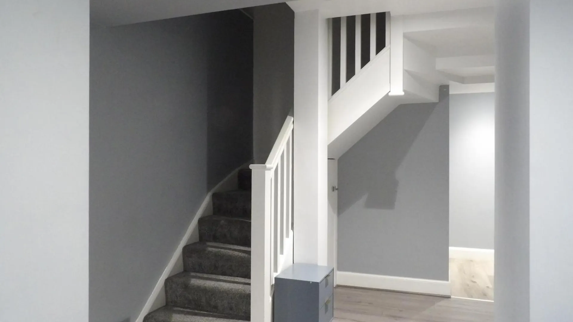 Montgomery Lovely 3 Bedroom Apartment With Private Garden In Edinburgh City Centre